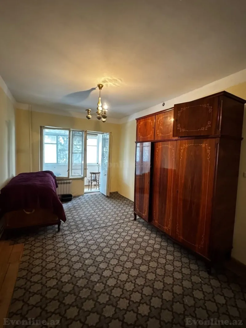Satılır 4 otaqlı Mənzil Köhnə tikili 105 m² Gənclik m. - şəkil 6