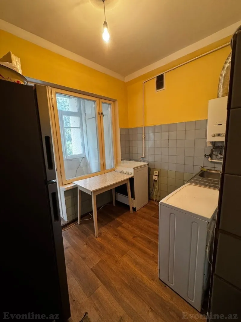 Satılır 4 otaqlı Mənzil Köhnə tikili 105 m² Gənclik m. - şəkil 7