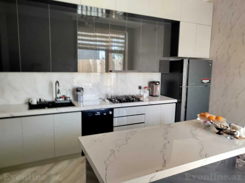 Satılır 4 otaqlı Həyət evi 200 m² Novxanı - şəkil 13