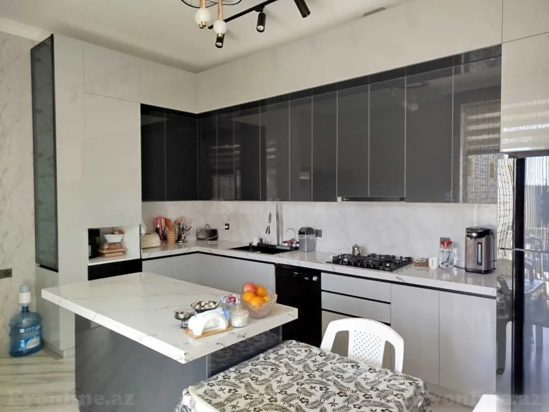 Satılır 4 otaqlı Həyət evi 200 m² Novxanı - şəkil 14