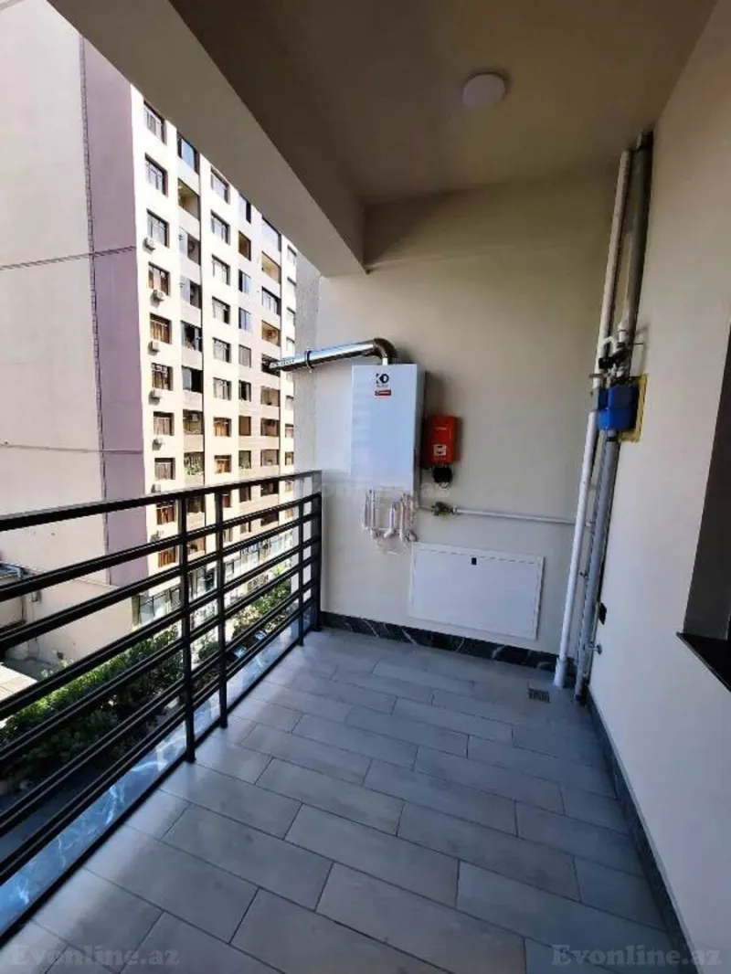 Satılır 3 otaqlı Mənzil Yeni tikili 117 m² 28 May m. - şəkil 16