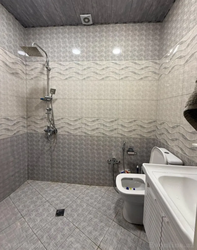 Kirayə verilir 3 otaqlı Mənzil Köhnə tikili 65 m² Atatürk pr. - şəkil 8