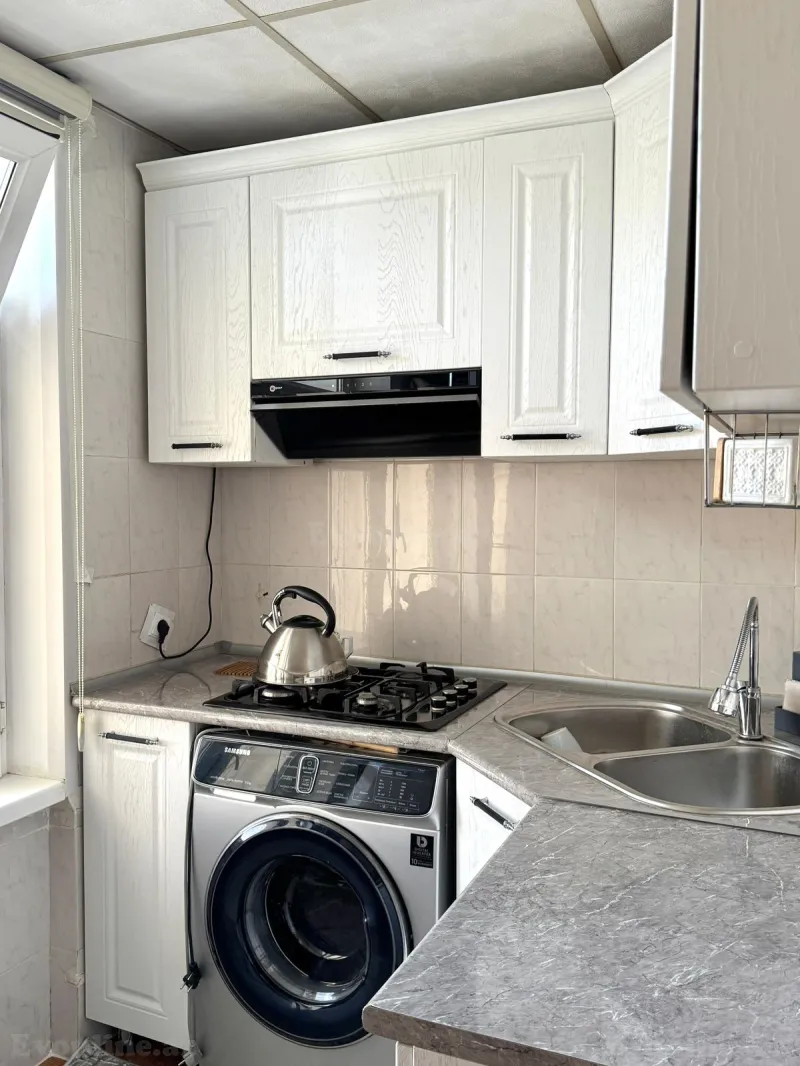 Kirayə verilir 3 otaqlı Mənzil Köhnə tikili 65 m² Atatürk pr. - şəkil 9
