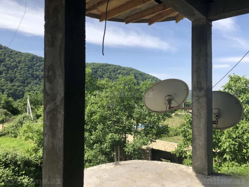 Satılır 6 otaqlı Həyət evi 320 m² Qax - şəkil 9
