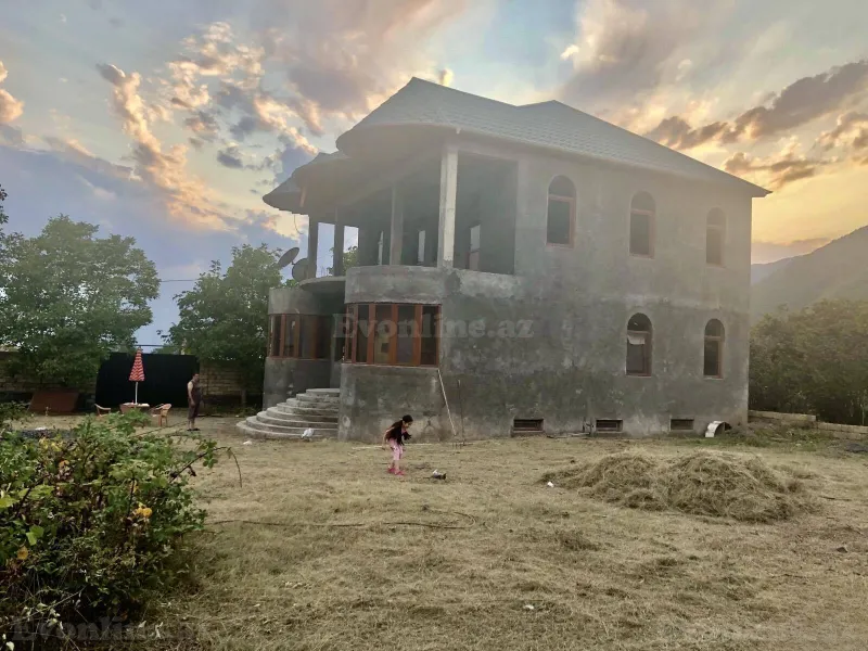 Satılır 6 otaqlı Həyət evi 320 m² Qax - şəkil 11