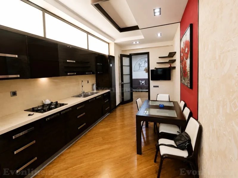 Kirayə verilir 3 otaqlı Mənzil Yeni tikili 145 m² Nəsimi r. - şəkil 8