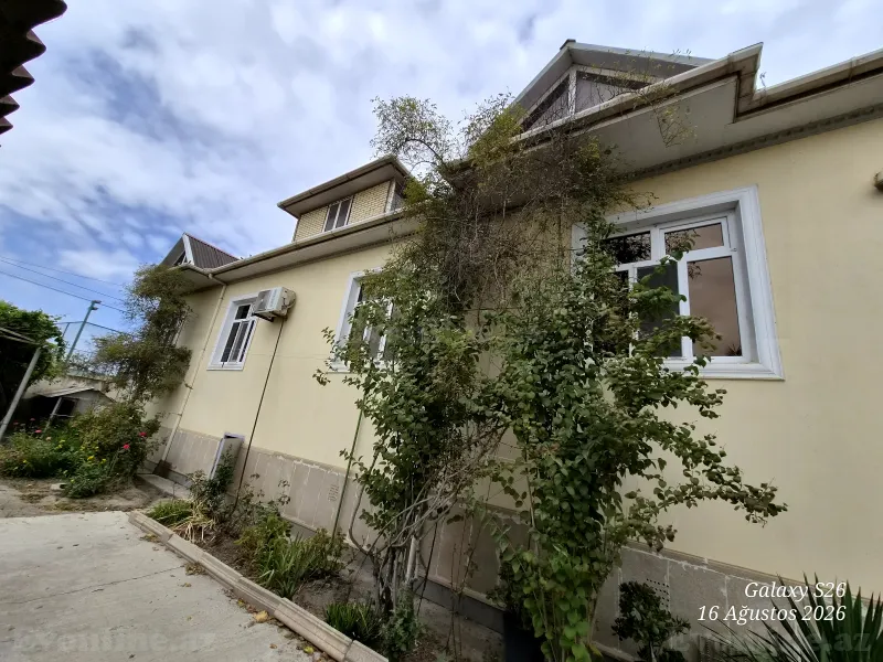 5 otaqlı Həyət evi 160 m² Neftçala Satılır