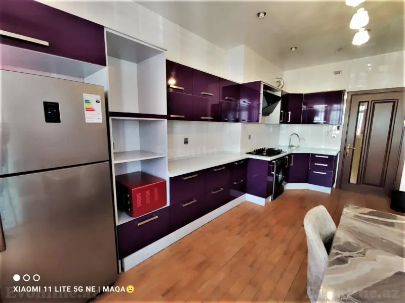 Kirayə verilir 3 otaqlı Mənzil Yeni tikili 140 m² 8 Noyabr m. - şəkil 17