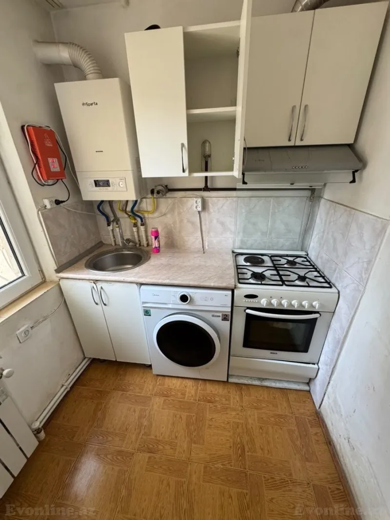 3 otaqlı Mənzil 110 m² Xalqlar Dostluğu m. Kirayə verilir