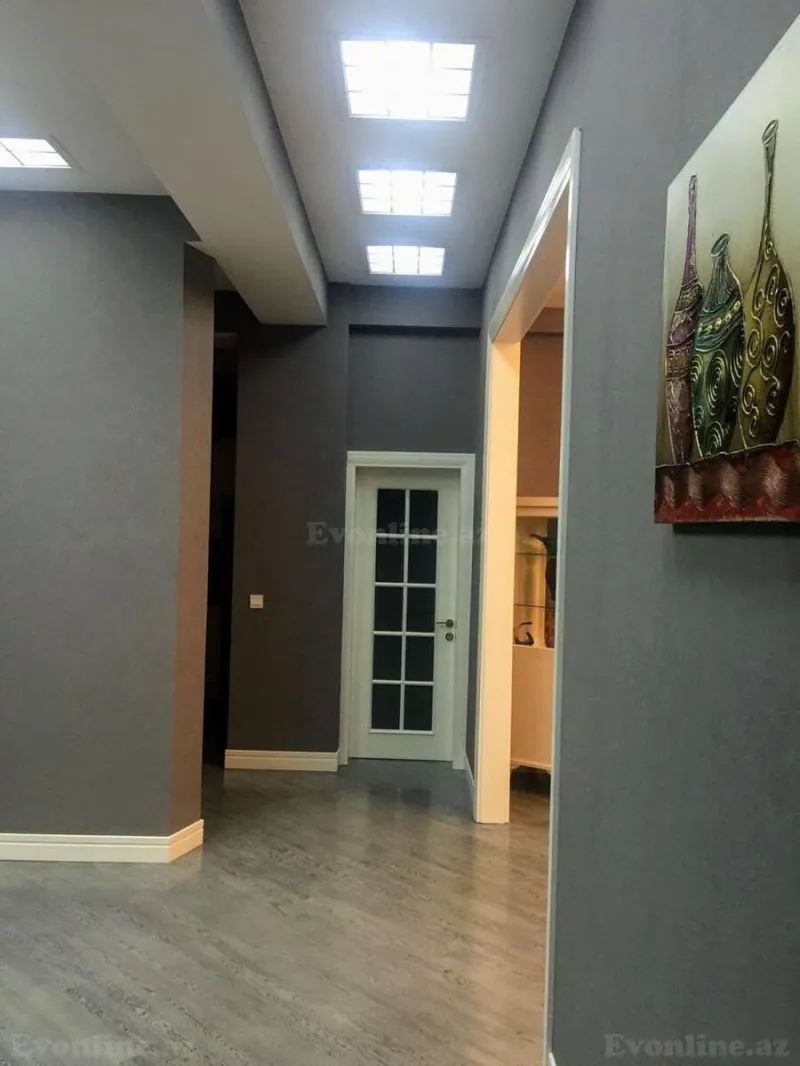 Kirayə verilir 3 otaqlı Mənzil Yeni tikili 110 m² İnşaatçılar m. - şəkil 10