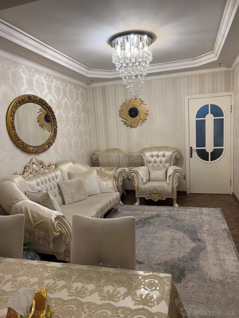Satılır 3 otaqlı Mənzil Köhnə tikili 70 m² Memar Əcəmi m. - şəkil 2