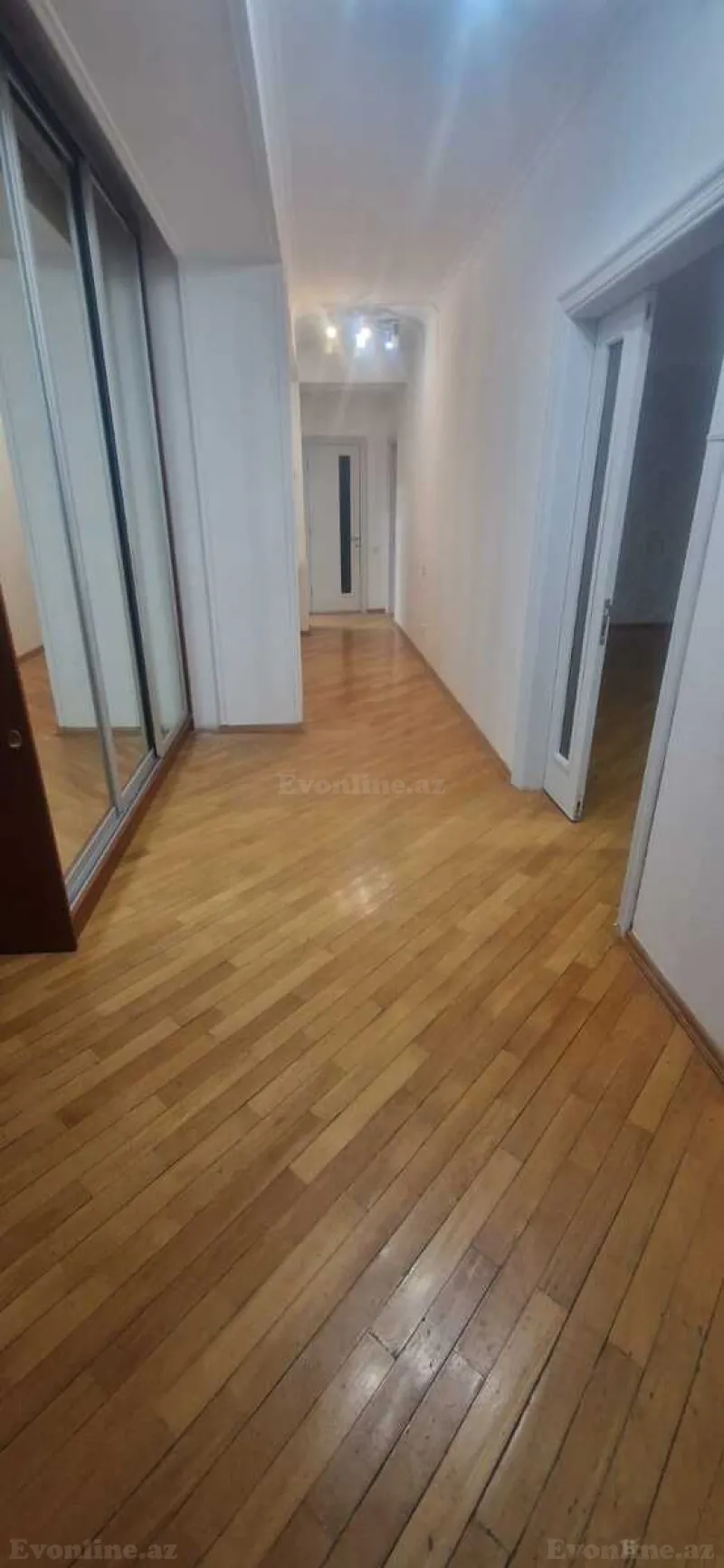 Satılır 3 otaqlı Mənzil Yeni tikili 136 m² 28 May m. - şəkil 6