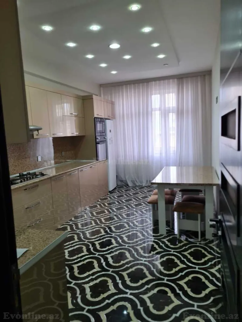 Satılır 3 otaqlı Mənzil Yeni tikili 137 m² Badamdar - şəkil 7