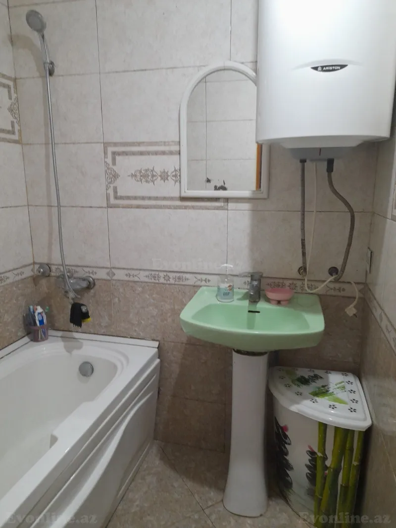 Satılır 2 otaqlı Mənzil Köhnə tikili 50.1 m² Xalqlar Dostluğu m. - şəkil 6