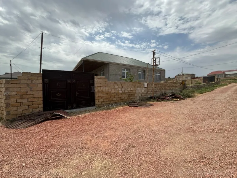 3 otaqlı Həyət evi 110 m² Aşağı Güzdək Satılır