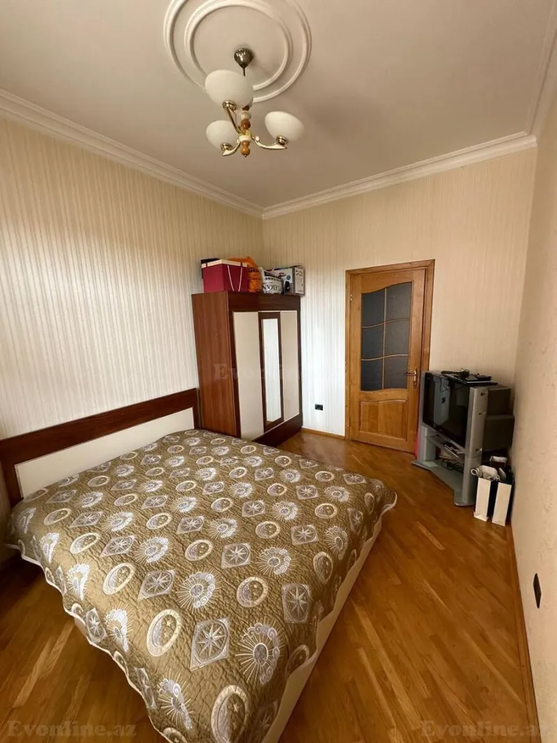 4 otaqlı Mənzil 130 m² Nəsimi r. Kirayə verilir