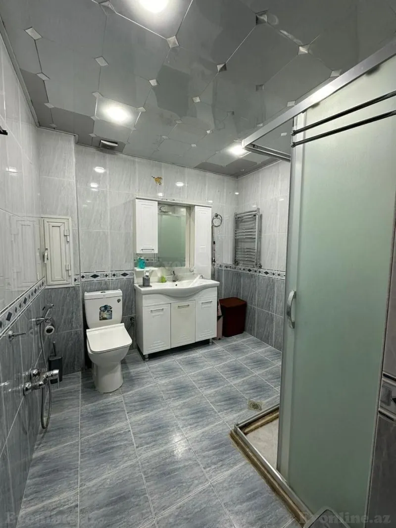 Kirayə verilir 4 otaqlı Mənzil Köhnə tikili 130 m² Nəsimi r. - şəkil 9