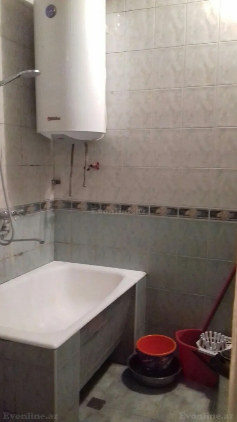 Satılır 1 otaqlı Mənzil Köhnə tikili 68 m² Azadlıq prospekti m. - şəkil 14