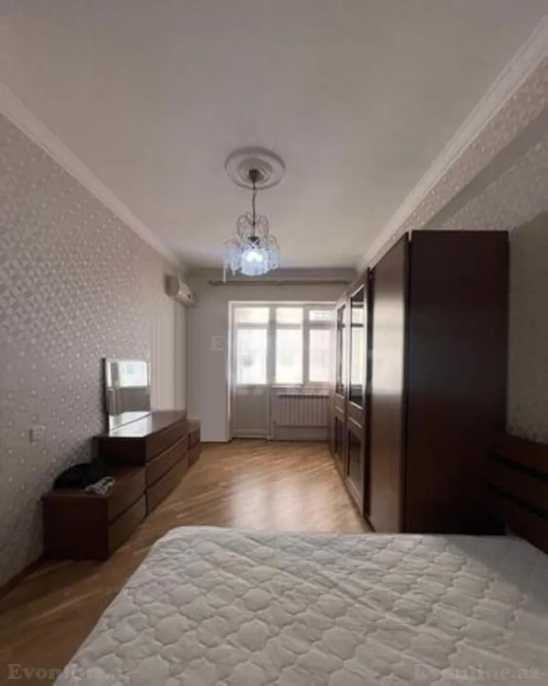 Kirayə verilir 3 otaqlı Mənzil Yeni tikili 110 m² İnşaatçılar m. - şəkil 5
