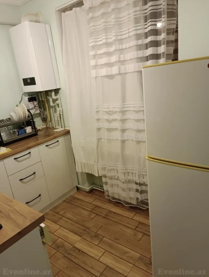 Kirayə verilir 1 otaqlı Mənzil Köhnə tikili 40 m² Elmlər Akademiyası m. - şəkil 6