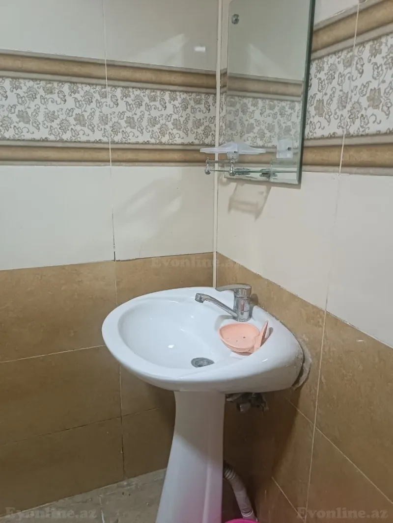Kirayə verilir 1 otaqlı Mənzil Köhnə tikili 40 m² Elmlər Akademiyası m. - şəkil 12