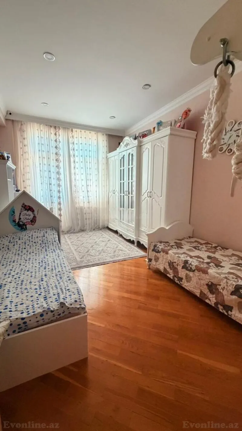 Kirayə verilir 3 otaqlı Mənzil Yeni tikili 140 m² Elmlər Akademiyası m. - şəkil 3