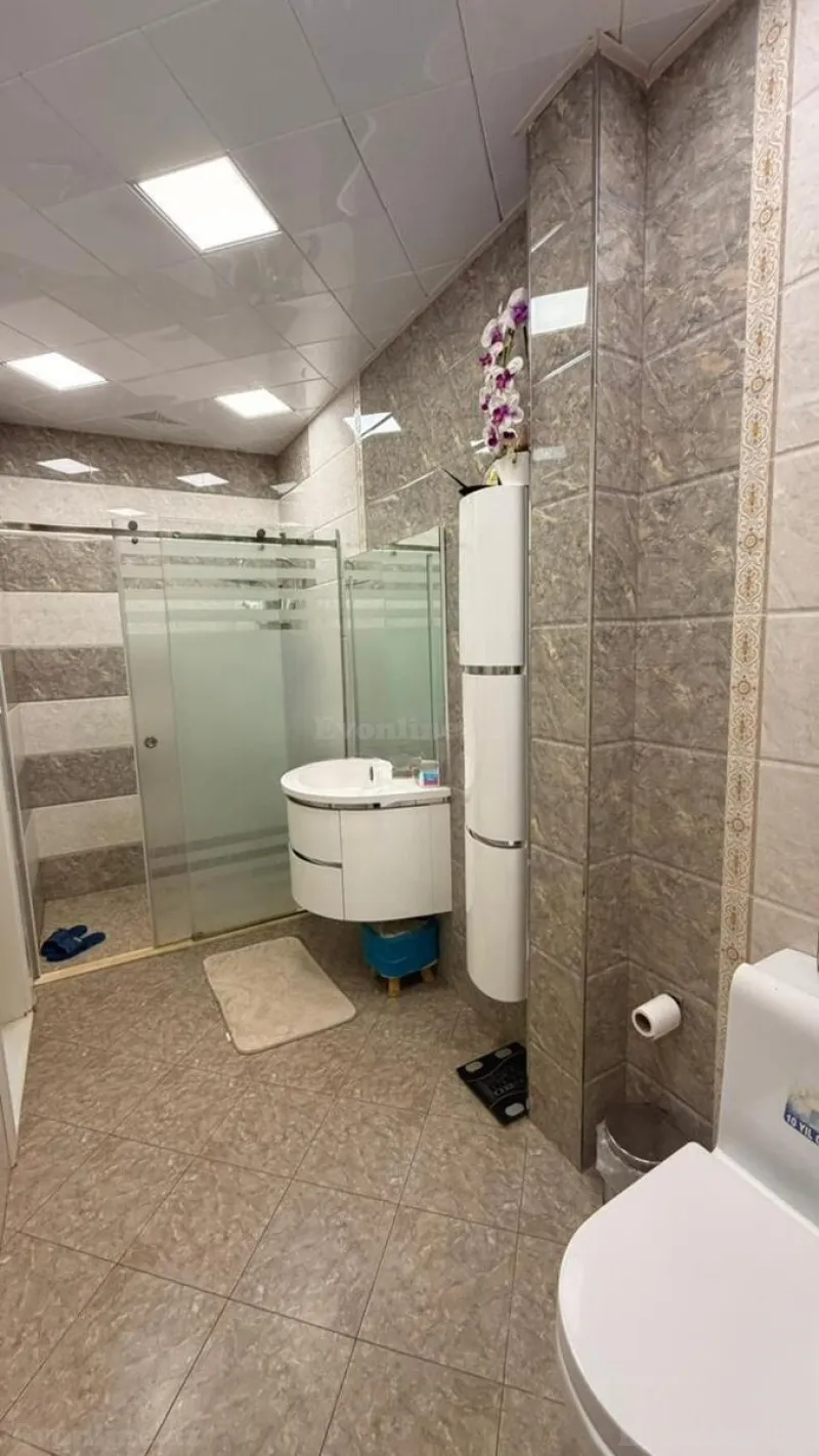 Kirayə verilir 3 otaqlı Mənzil Yeni tikili 140 m² Elmlər Akademiyası m. - şəkil 10