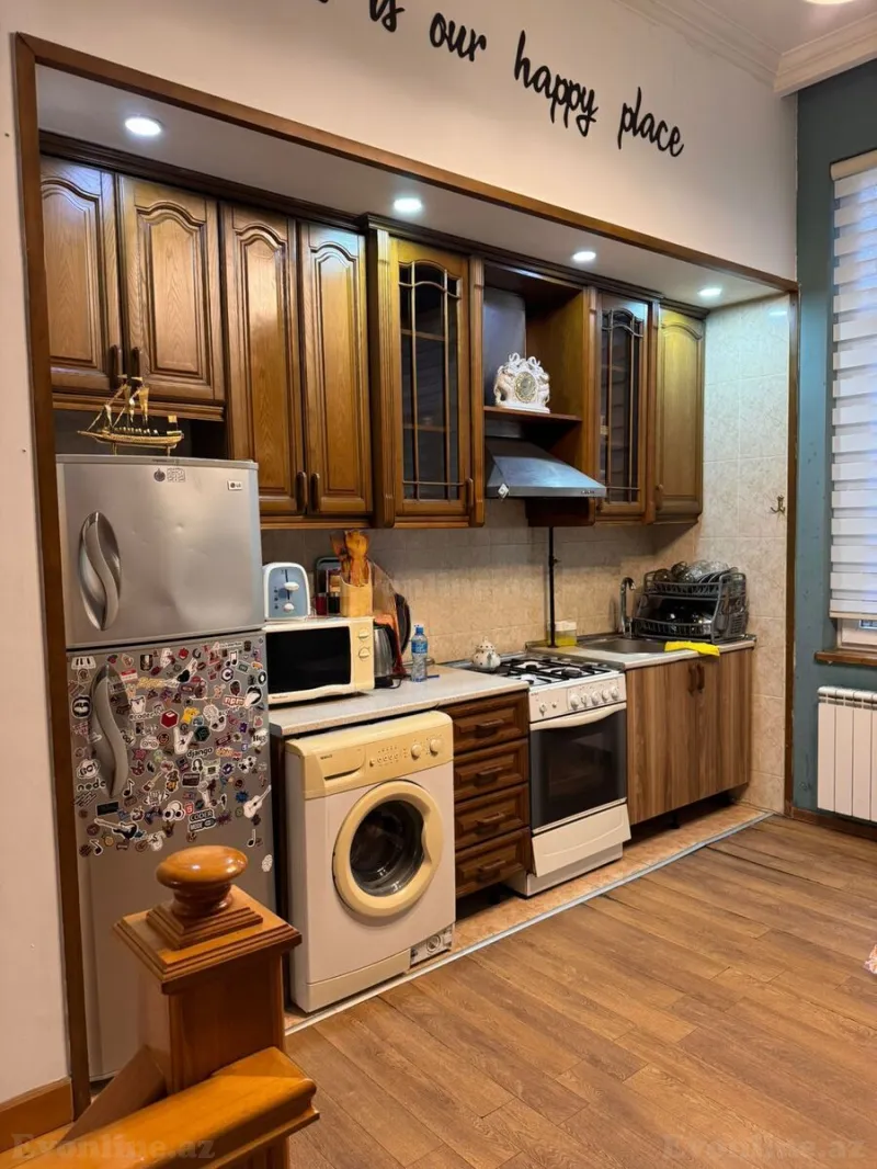 Kirayə verilir 3 otaqlı Mənzil Köhnə tikili 130 m² Səbail r. - şəkil 7