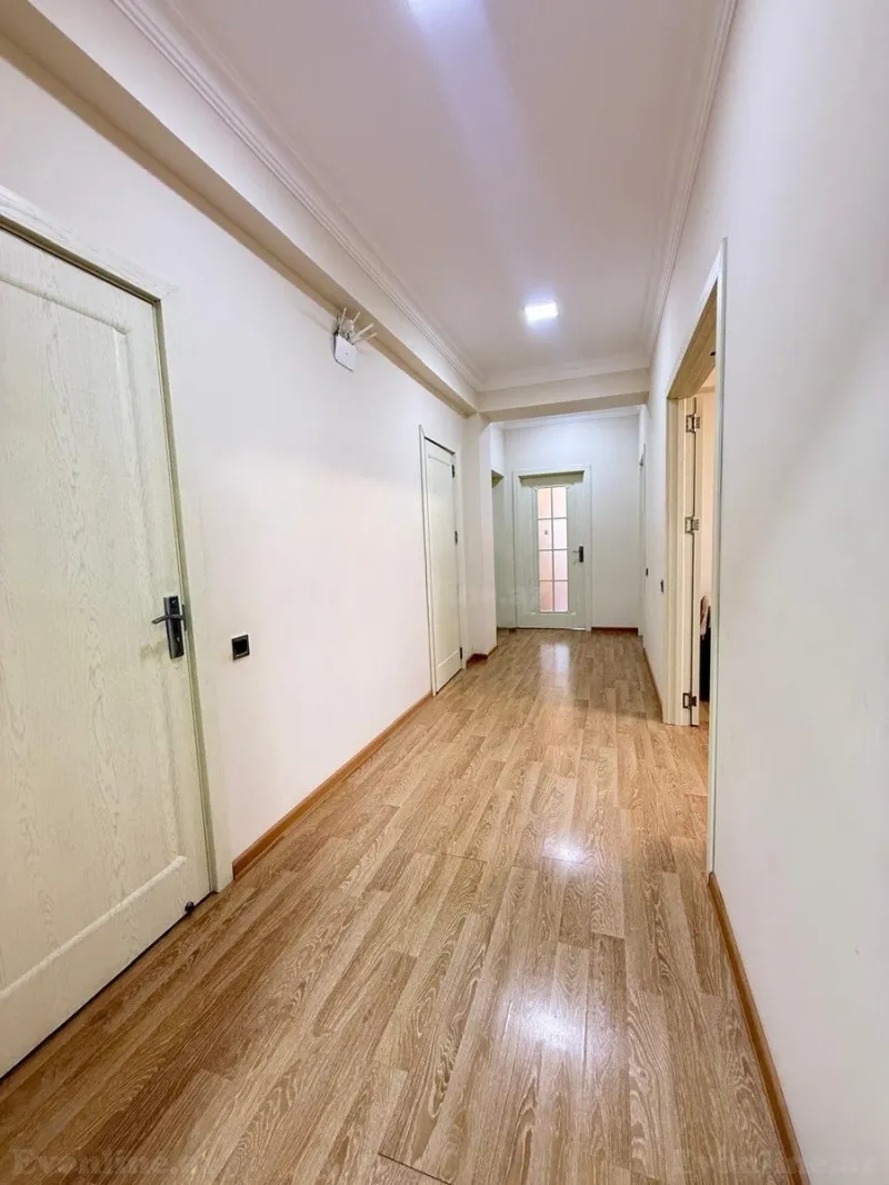 Satılır 4 otaqlı Mənzil Yeni tikili 145 m² İnşaatçılar m. - şəkil 9