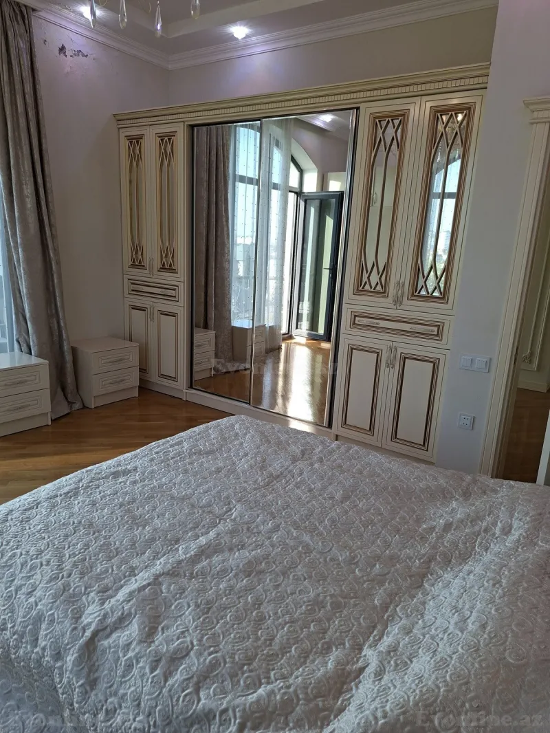 Kirayə verilir 5 otaqlı Həyət evi 300 m² Azadlıq prospekti m. - şəkil 19