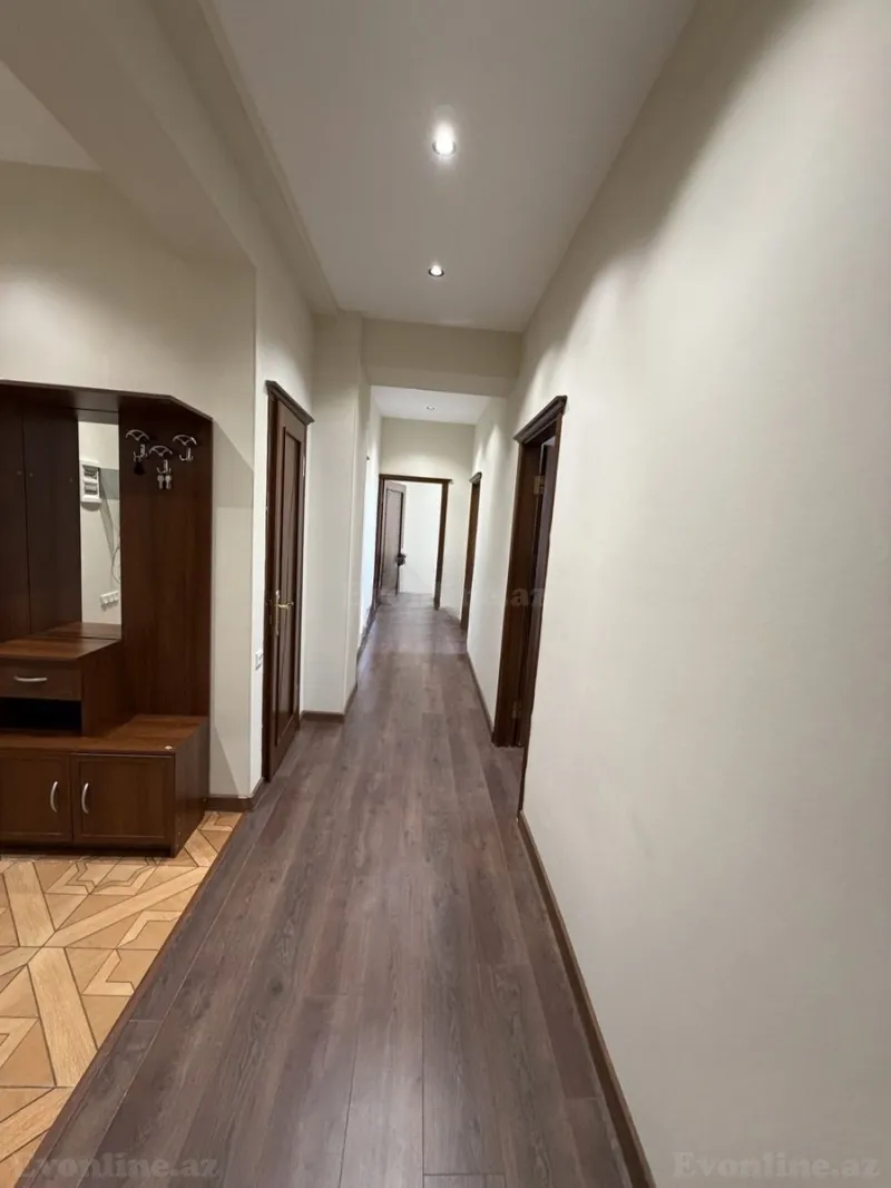 Satılır 3 otaqlı Mənzil Yeni tikili 120 m² 8 Noyabr m. - şəkil 6