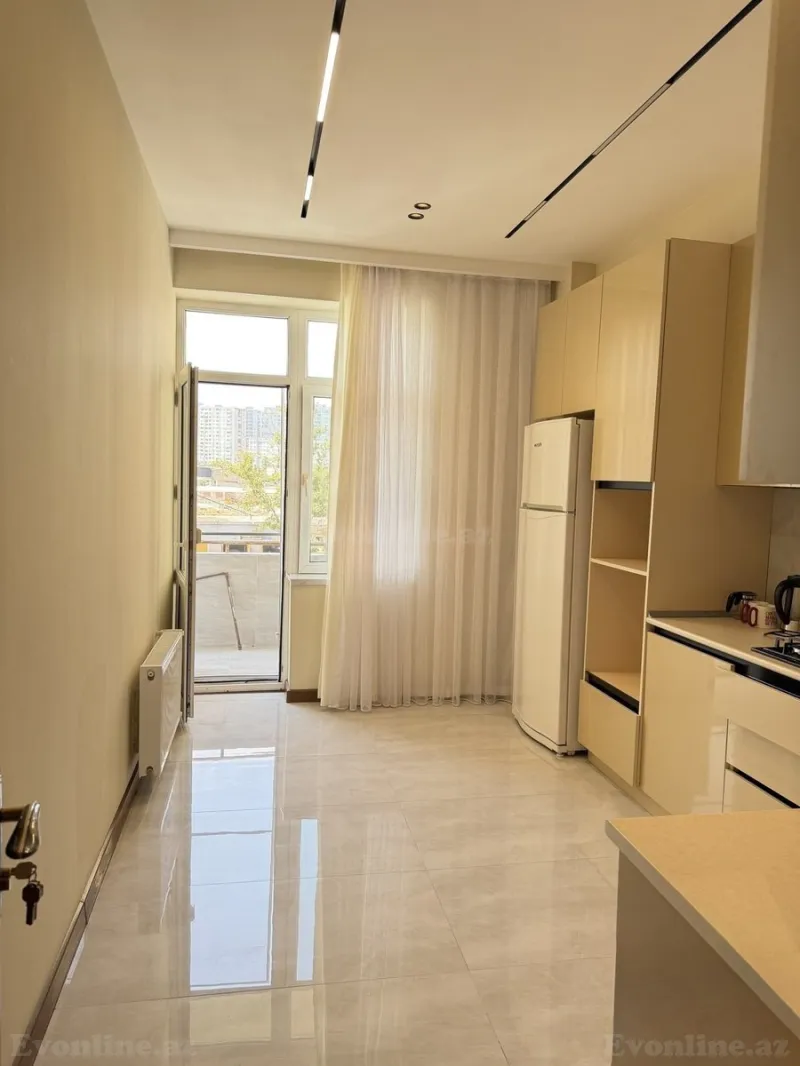 Satılır 3 otaqlı Mənzil Yeni tikili 120 m² 8 Noyabr m. - şəkil 8