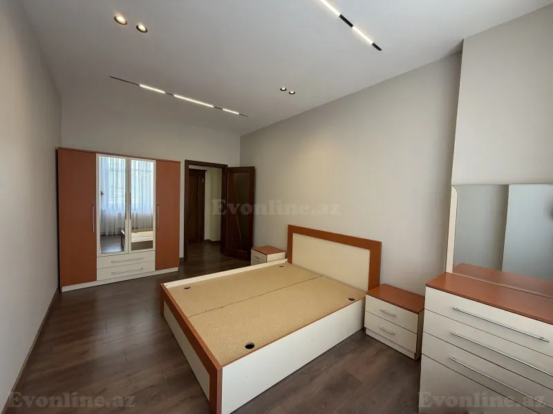 Satılır 3 otaqlı Mənzil Yeni tikili 120 m² 8 Noyabr m. - şəkil 12