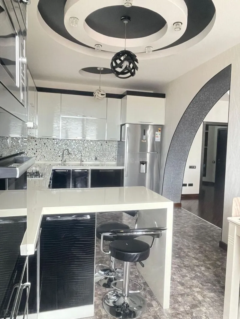 Satılır 3 otaqlı Mənzil Yeni tikili 158 m² Nəsimi r. - şəkil 20