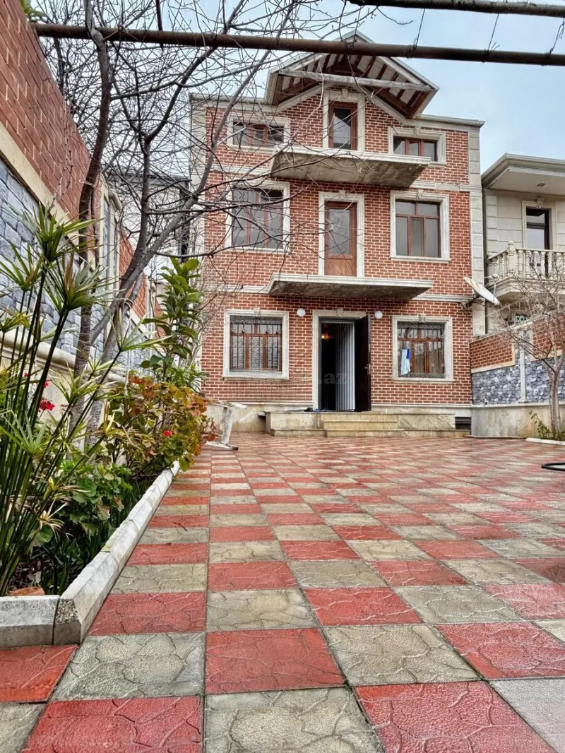 Satılır 7 otaqlı Həyət evi 397 m² Azadlıq prospekti m. - şəkil 2