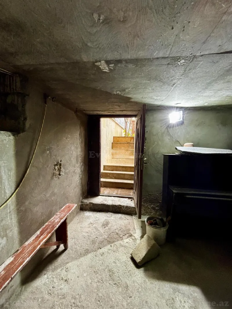 Satılır 7 otaqlı Həyət evi 397 m² Azadlıq prospekti m. - şəkil 11