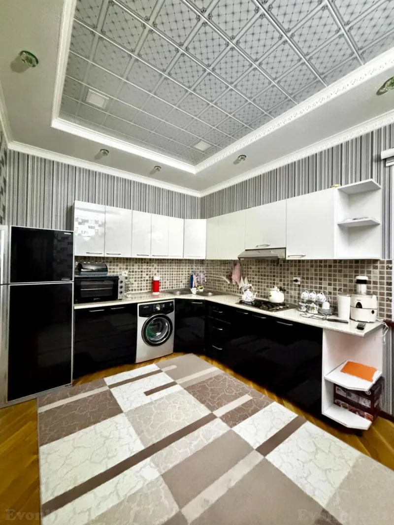 Satılır 7 otaqlı Həyət evi 397 m² Azadlıq prospekti m. - şəkil 20