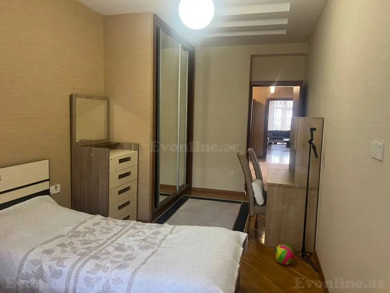 Kirayə verilir 3 otaqlı Mənzil Yeni tikili 187 m² 28 May m. - şəkil 8