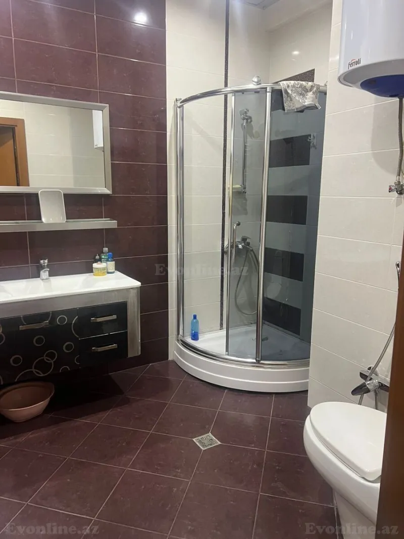 Kirayə verilir 3 otaqlı Mənzil Yeni tikili 187 m² 28 May m. - şəkil 13