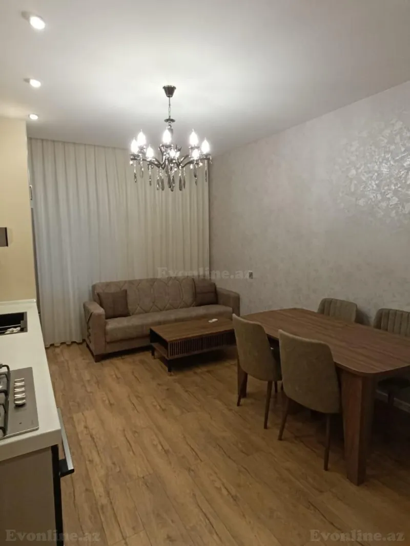 2 otaqlı Mənzil 50 m² İnşaatçılar m. Kirayə verilir