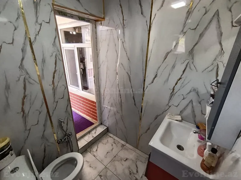Satılır 4 otaqlı Həyət evi 120 m² Binəqədi r. - şəkil 8