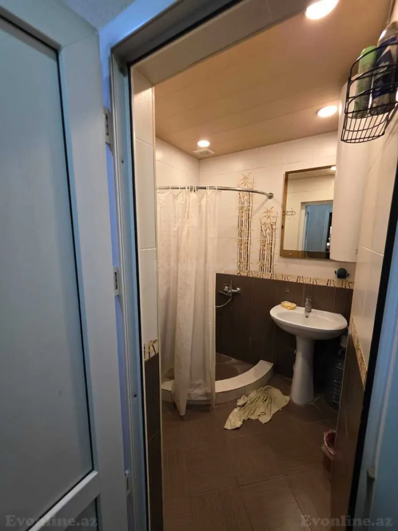Kirayə verilir 3 otaqlı Mənzil Köhnə tikili 75 m² Həzi Aslanov m. - şəkil 5