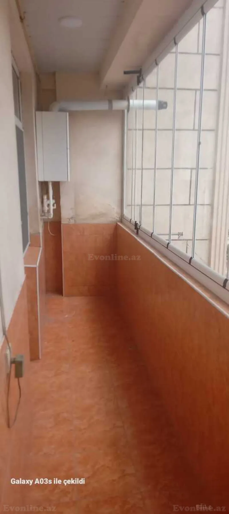Kirayə verilir 2 otaqlı Mənzil Köhnə tikili 93 m² 20 Yanvar m. - şəkil 14