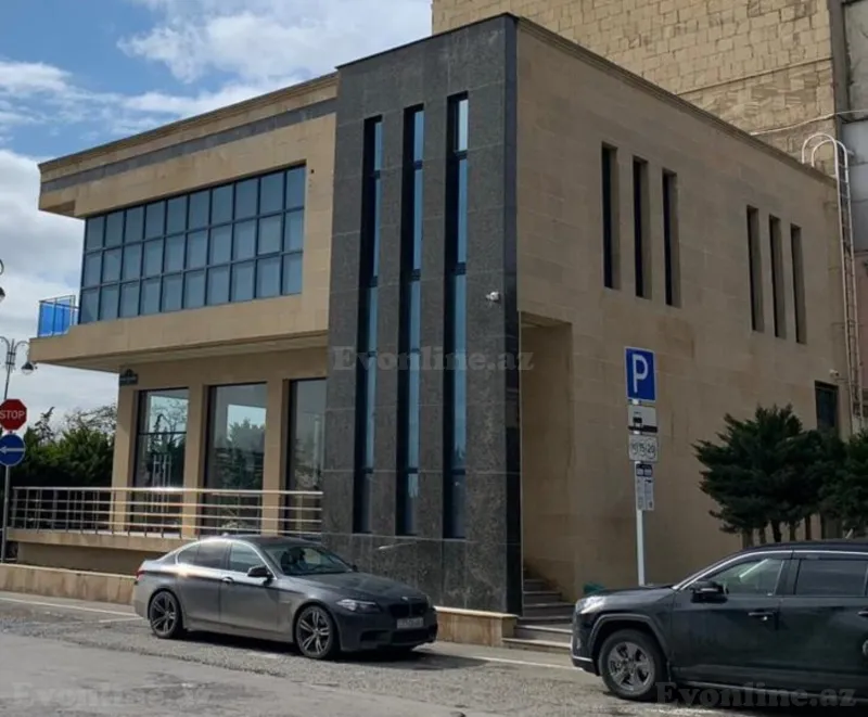Bakı, Xətai r.da 8 otaqlı ofis kirayə verilir