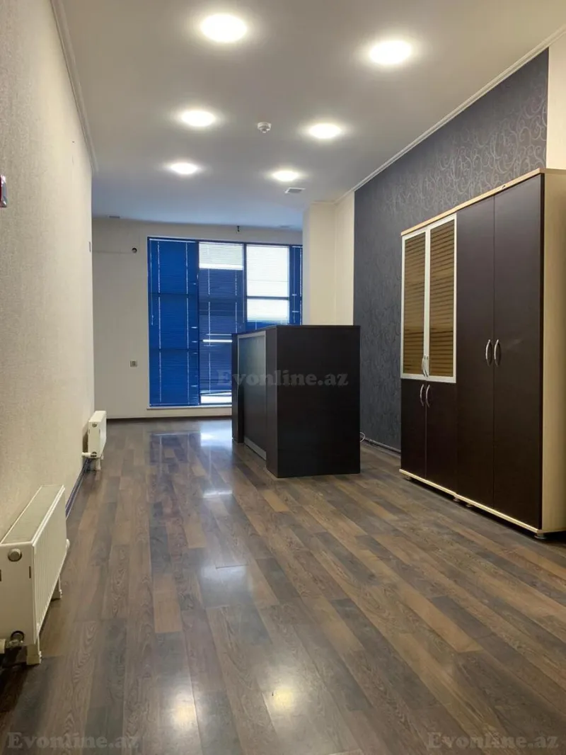 Kirayə verilir Ofis 360 m² Xətai r. - şəkil 8