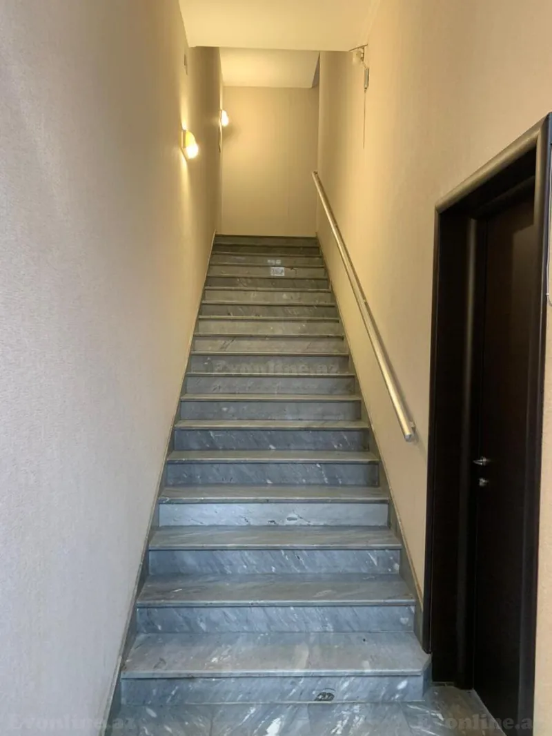 Kirayə verilir Ofis 360 m² Xətai r. - şəkil 11