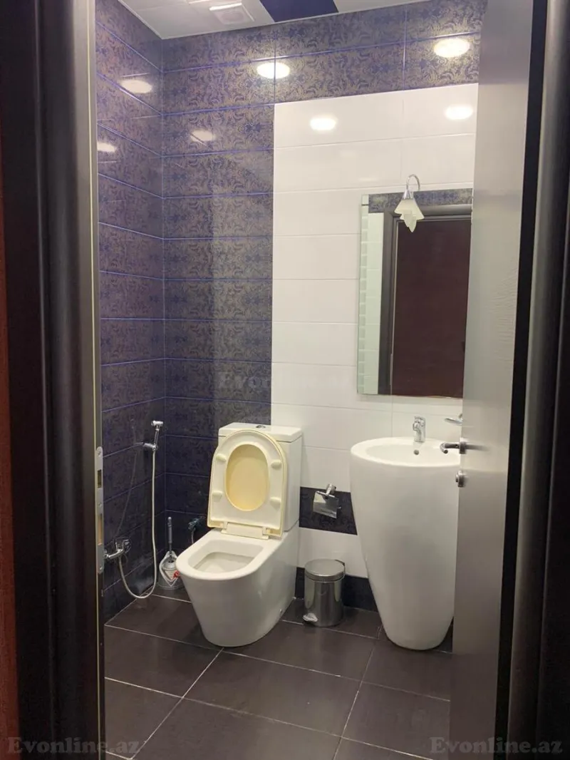 Kirayə verilir Ofis 360 m² Xətai r. - şəkil 17