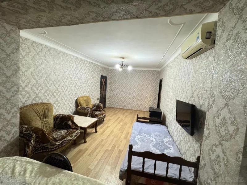 Kirayə verilir 2 otaqlı Mənzil Köhnə tikili 60 m² Gənclik m. - şəkil 4