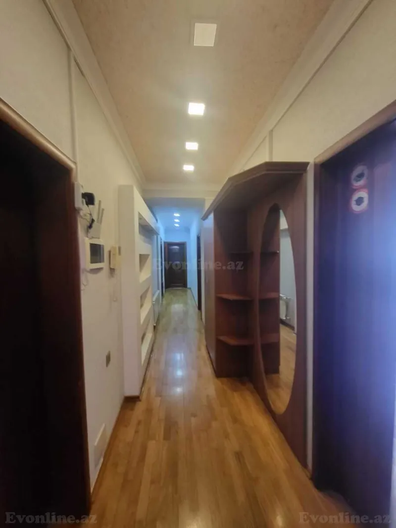 Kirayə verilir Ofis 157 m² Gənclik m. - şəkil 9