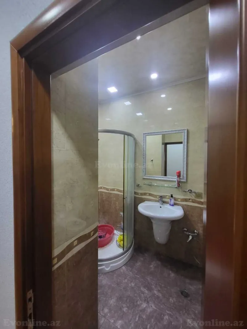 Kirayə verilir Ofis 157 m² Gənclik m. - şəkil 14